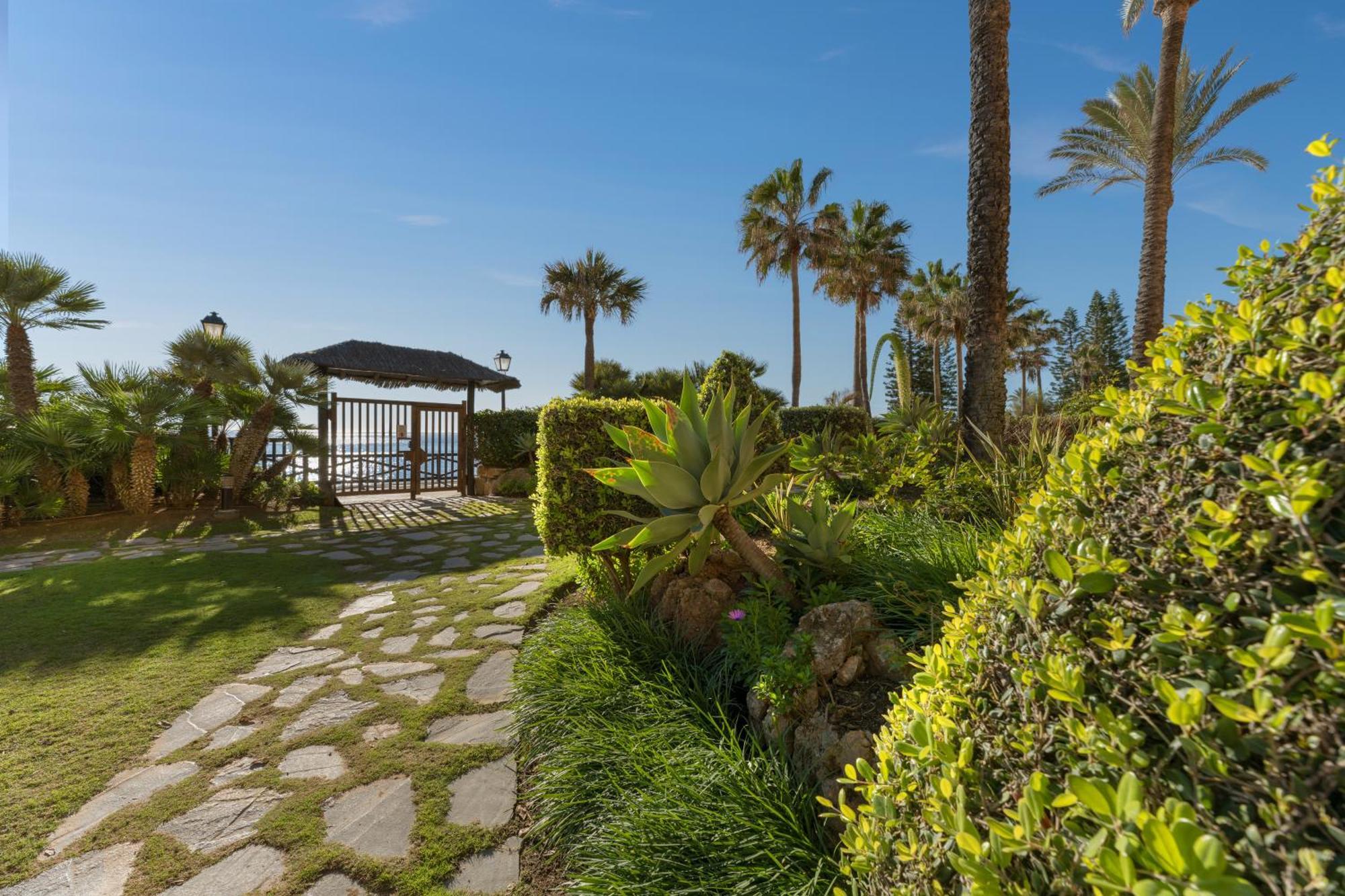 Elba Estepona Gran Hotel & Thalasso Spa Dış mekan fotoğraf