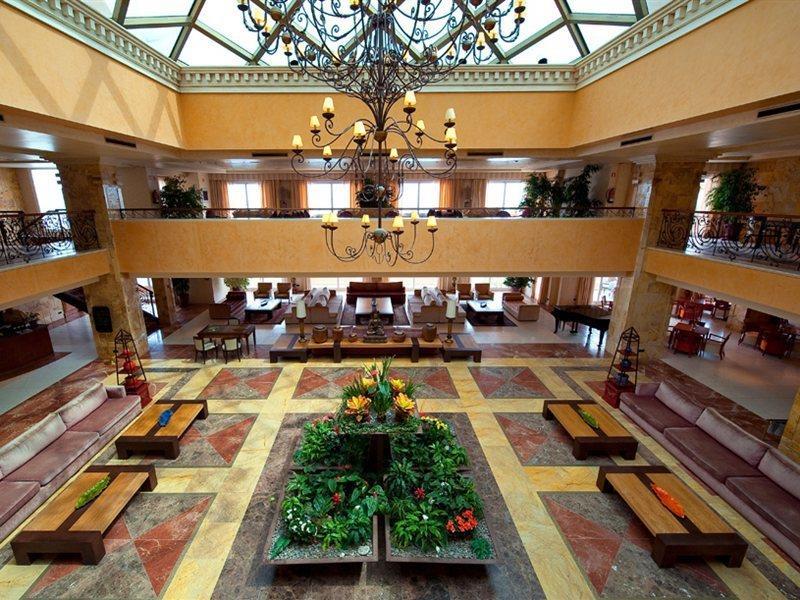 Elba Estepona Gran Hotel & Thalasso Spa Dış mekan fotoğraf Lobby