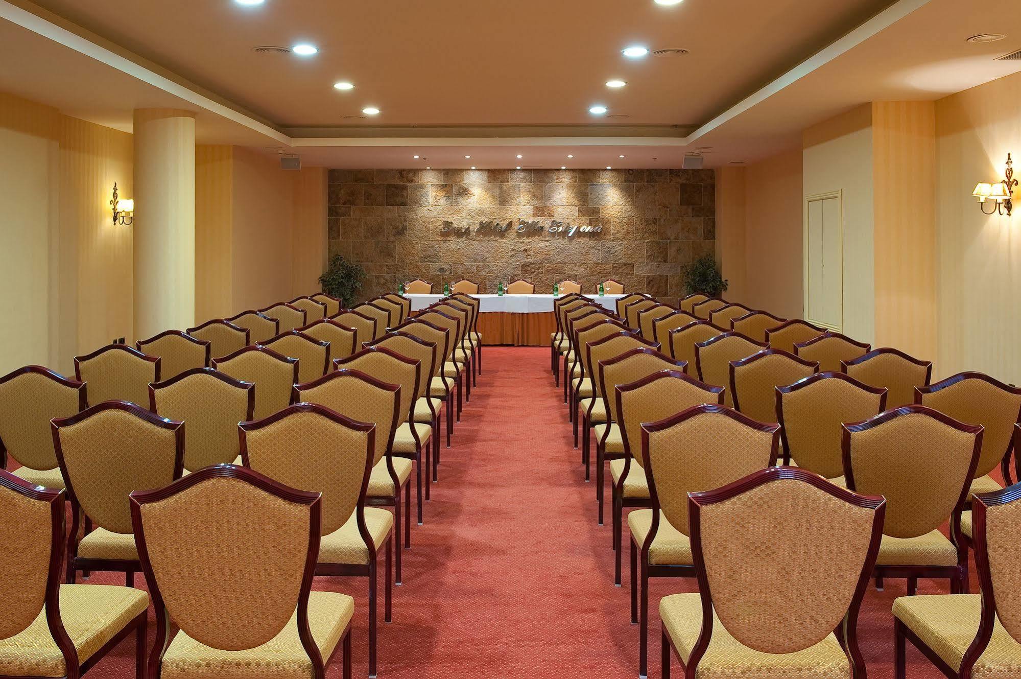 Elba Estepona Gran Hotel & Thalasso Spa Dış mekan fotoğraf The hotel's conference room